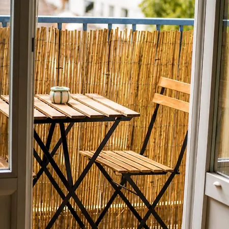 Mango Jungle - Chaleureux Sur Le Theme De La Jungle Avec Balcon A